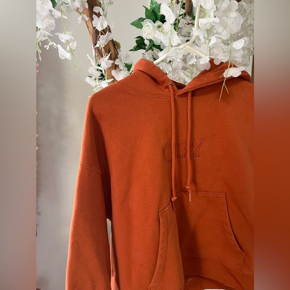 OBEY Sweater 🧡 - Picture 8 of 11